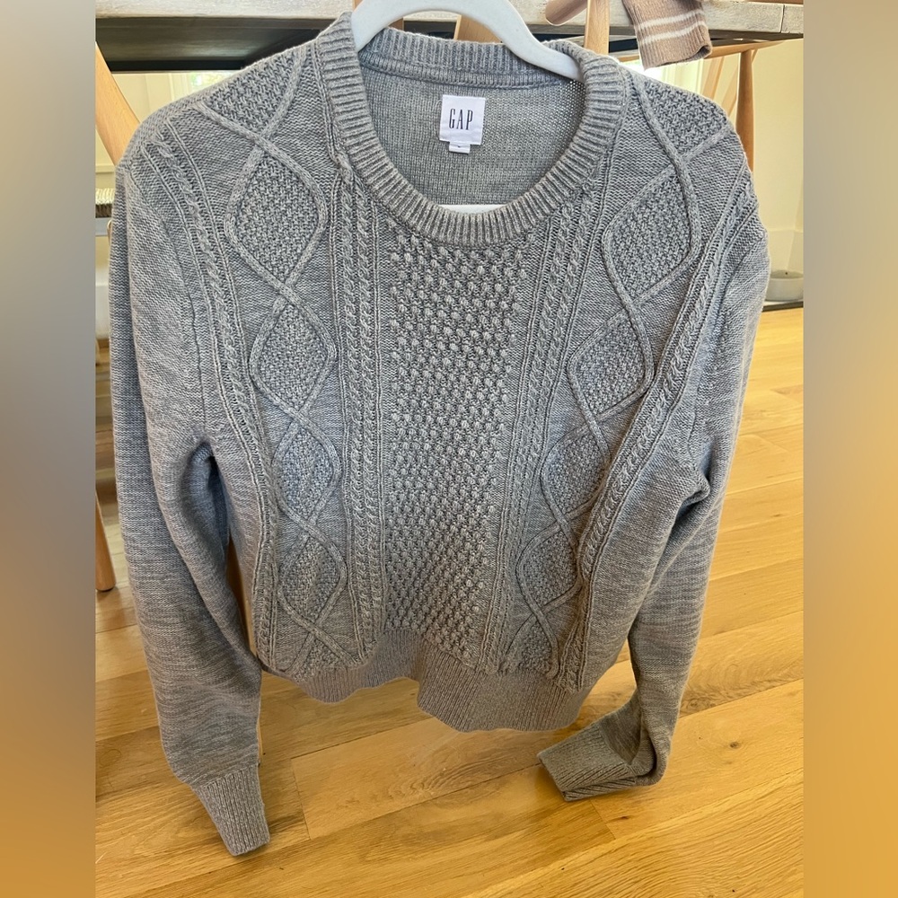 GAP Women's Heather Gray Cable Knit Sweater